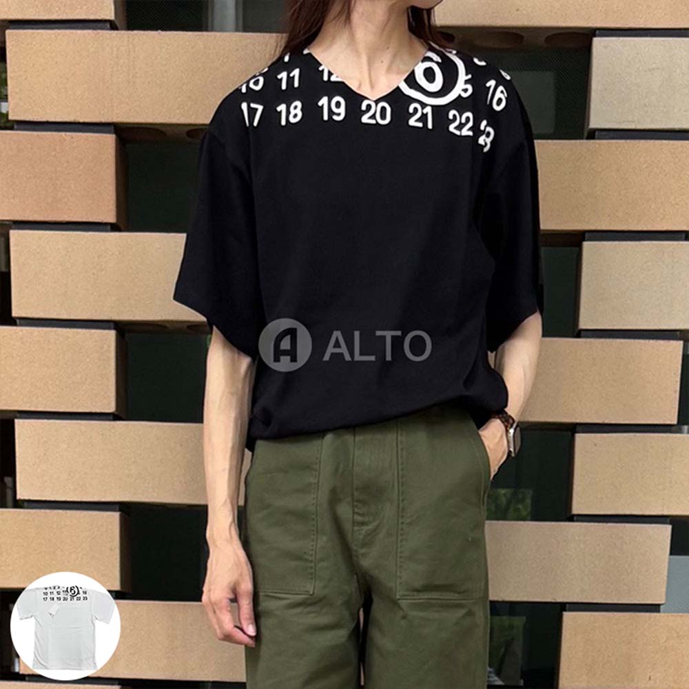 【2026春夏物真似形】MM6 KIDS メゾンマルジェラ エムエムシックス  キッズ  MARGIELA6 電話番号ロゴタイプティーシャツ  Vのど首M60986 MM02Y レディース  ガールズ  白いこと・黒いこと ★成年者も聞き届ける★