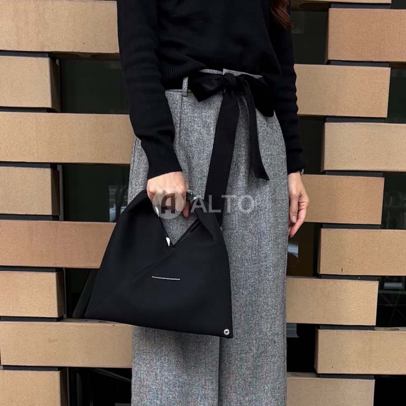 楽天市場】☆2025春夏入荷☆ PATOU パトゥ AC0540171 Le Biscuit