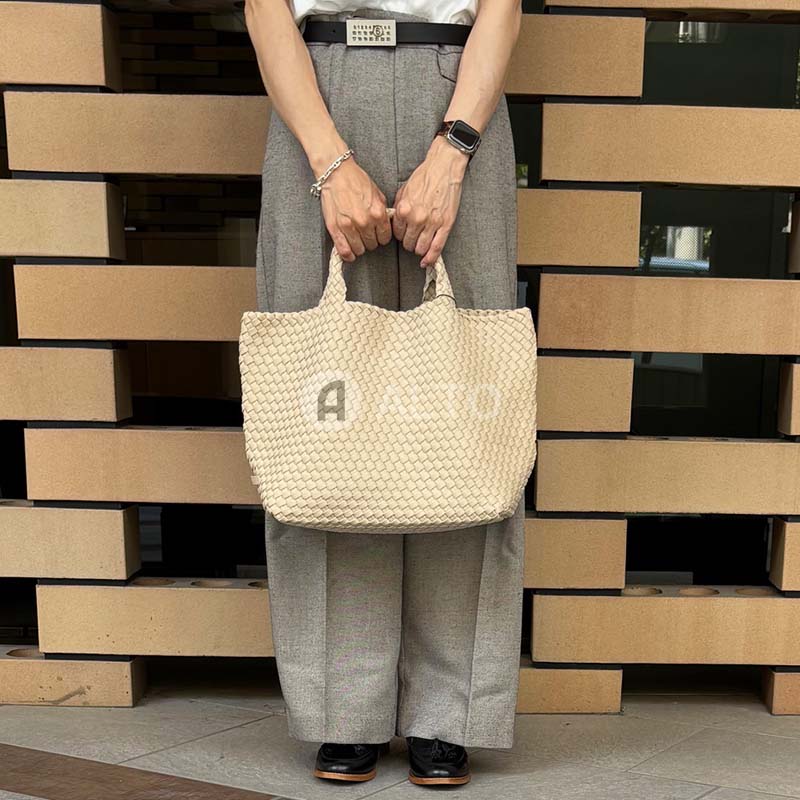 NAGHEDI ナゲディ St. Barths Medium Tote SN03013LD ネオプレンメッシュ トートバッグ ミディアム エクリュ