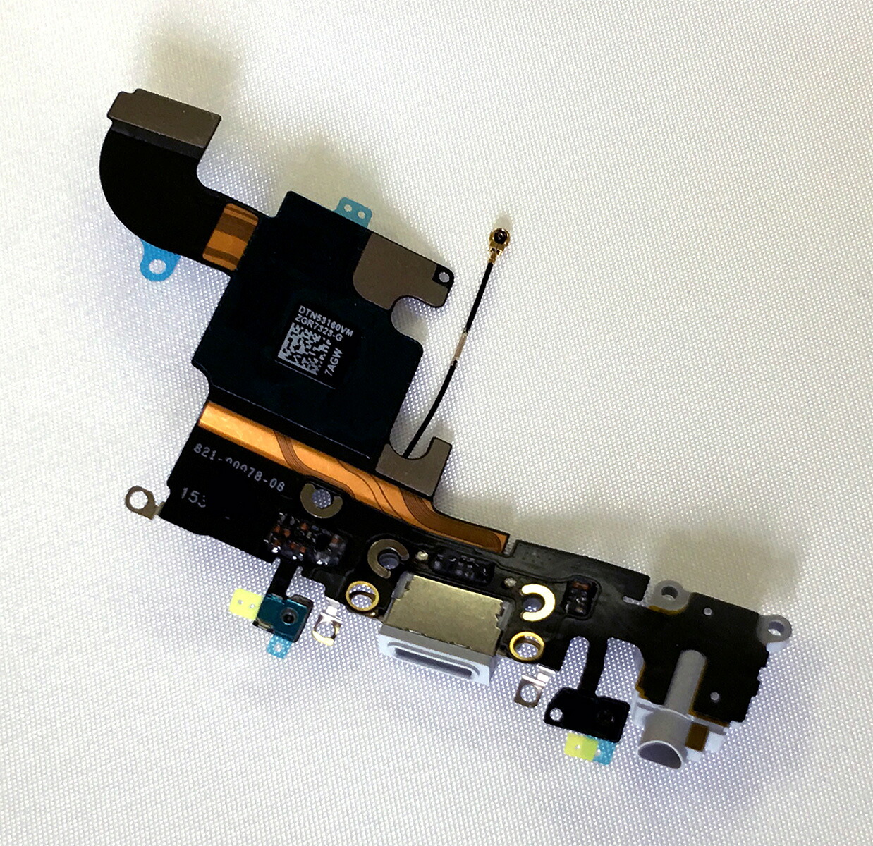 楽天市場 Iphone6s ドックコネクタ グレー アイフォン修理パーツ スマホ交換用部品 メール便なら送料無料 Alzey部品