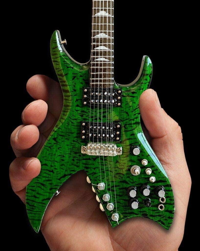 AXE HEAVEN Mini Guitar Slash Collectible Guitar B.C. Rich Bich 1:4 Scale Replica 細密画ギター SL-237