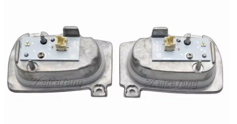 【左右セット】アウディ A3/S3/RS3 専用 マトリクスLEDヘッドライトバラスト モジュール 8V0998473B / 8V0998474B対応LED ヘッドライトデイタイムランニングライト LED モジュール OE 8V0998473B 8V0998474B マトリックス アウディA3 S3 RS3用 デイライト 修理パーツ画像
