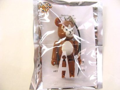 楽天市場】ベアブリック ピーチジョン 100％ ストラップ