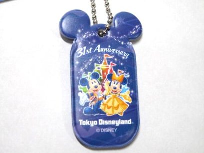 楽天市場 ディズニーリゾート限定 ３１周年 スーベニアメダルホルダー ａｍａｘ 楽天市場店