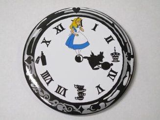 楽天市場 ディズニーストア限定 アリスの時計 缶バッチ セット ａｍａｘ 楽天市場店