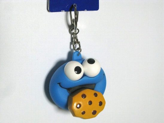 楽天市場 Zak Usj限定 セサミストリート 目がでる クッキーモンスター キーチェーン ａｍａｘ 楽天市場店