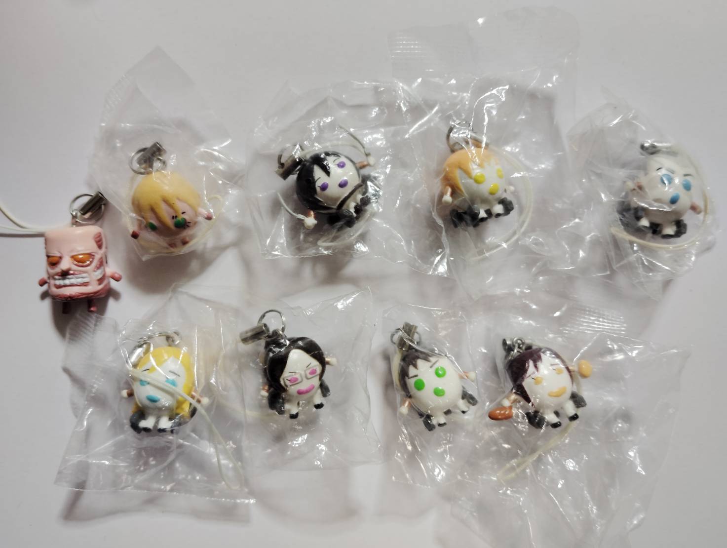 進撃の巨人　ぷっちょ　ストラップ　9個セット※日時時間指定不可の商品です画像