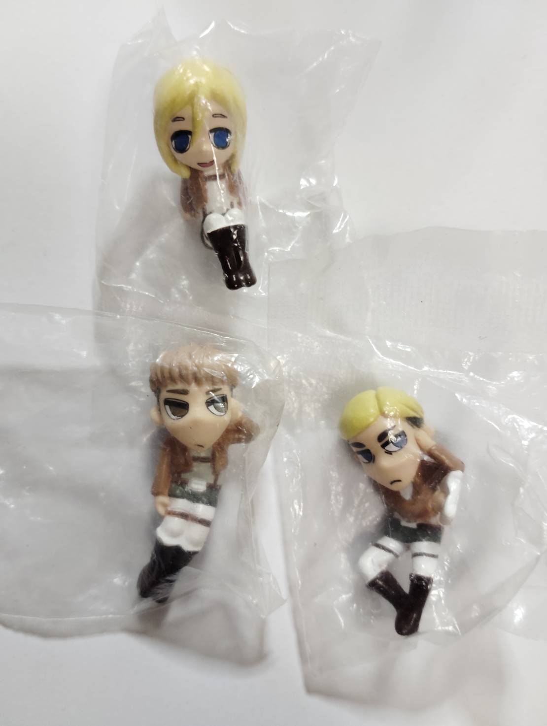 進撃の巨人　箸置き3個セット※日時時間指定不可の商品です画像