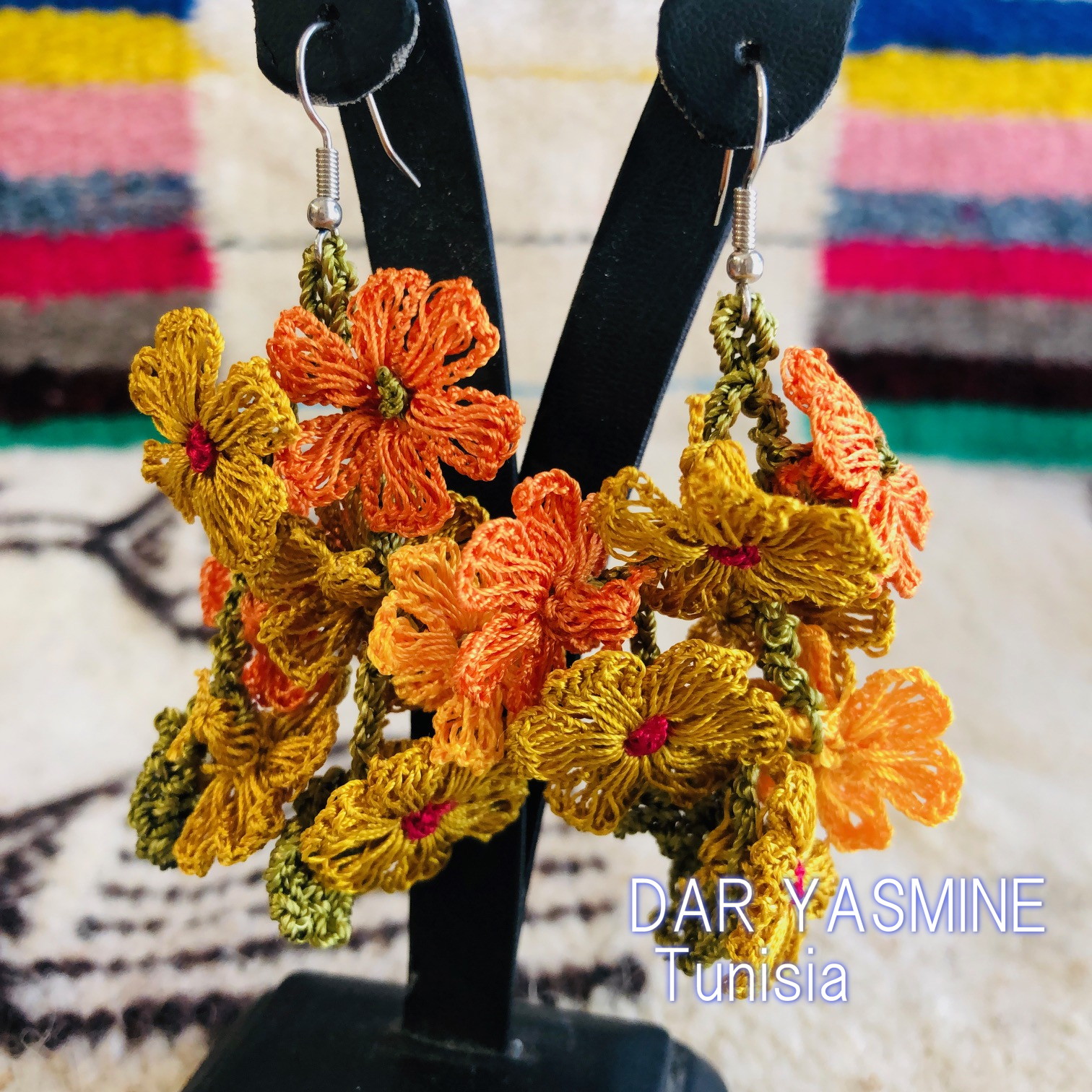 トルコの伝統手工芸品　oya刺繍　トルコ伝統工芸　oya刺繍　「癒しの色パープルは愛にあふれたジェレミエル」　ロングピアス　普段使い　パーティー　プレゼント　コットン　シルク　刺繍　ビーズ　1点もの　オリジナル　oya刺繍　ピアスL1028-7 　
