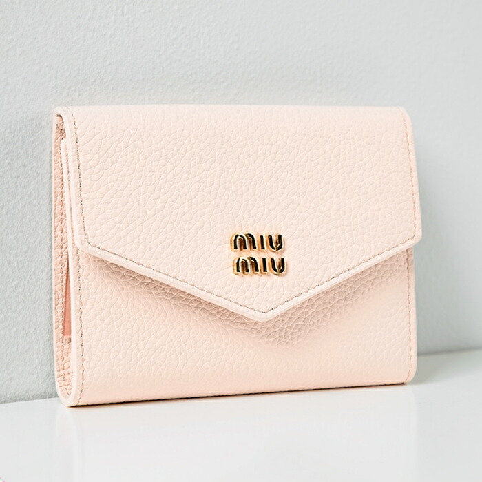 くまピヨ ✨ミュウミュウ 折り財布マテラッセ 5MV204 キルティング 楽天市場】ミュウミュウ MIU MIU 財布 二つ折り マテラッセ ミニ財布