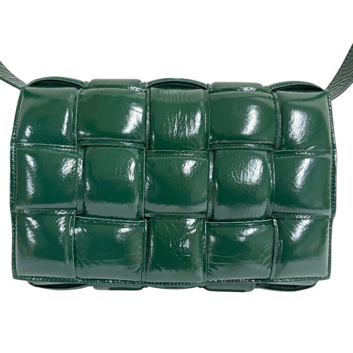 A-059 BOTTEGA VENETA(ボッテガ・ヴェネタ) イントレチャート パデッド テープ なめし革 591970【中古】緑であること ショルダーバッグ【AB位置づける】