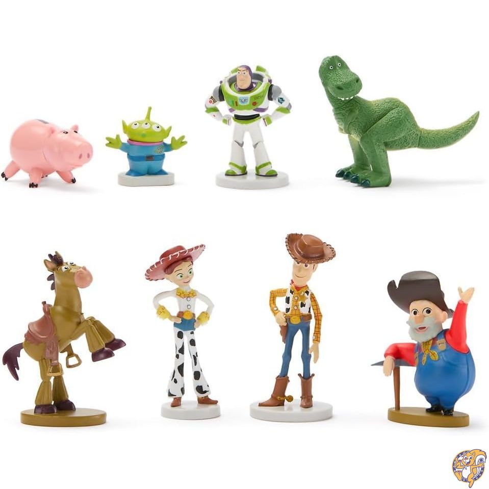 【最大777円クーポン配信】ディズニーストア公式トイストーリーフィギュアセット - バズライトイヤー、ウッディ、ジェシーなどを含む、完全に彫刻されたディズニーフィギュア8体。風光明媚な背景の2段ボックス入り。