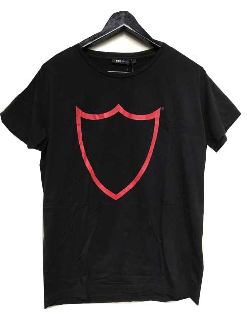 HTC Losangeles/エイチティーシー<br>ロゴTシャツ black/red スリムフィット