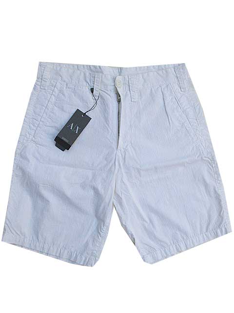 アルマーニジーンズ AJ イーグルロゴ付き ホワイトデニム ハーフショーツ 54 ARMANI JEANS（ショートパンツ）のフリマアイテム一覧