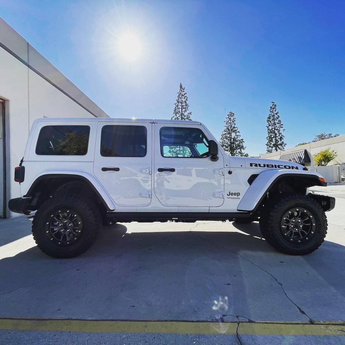 楽天市場】MOPAR 純正ジープ JEEP JL 新型ラングラー JK392 V8ルビコン