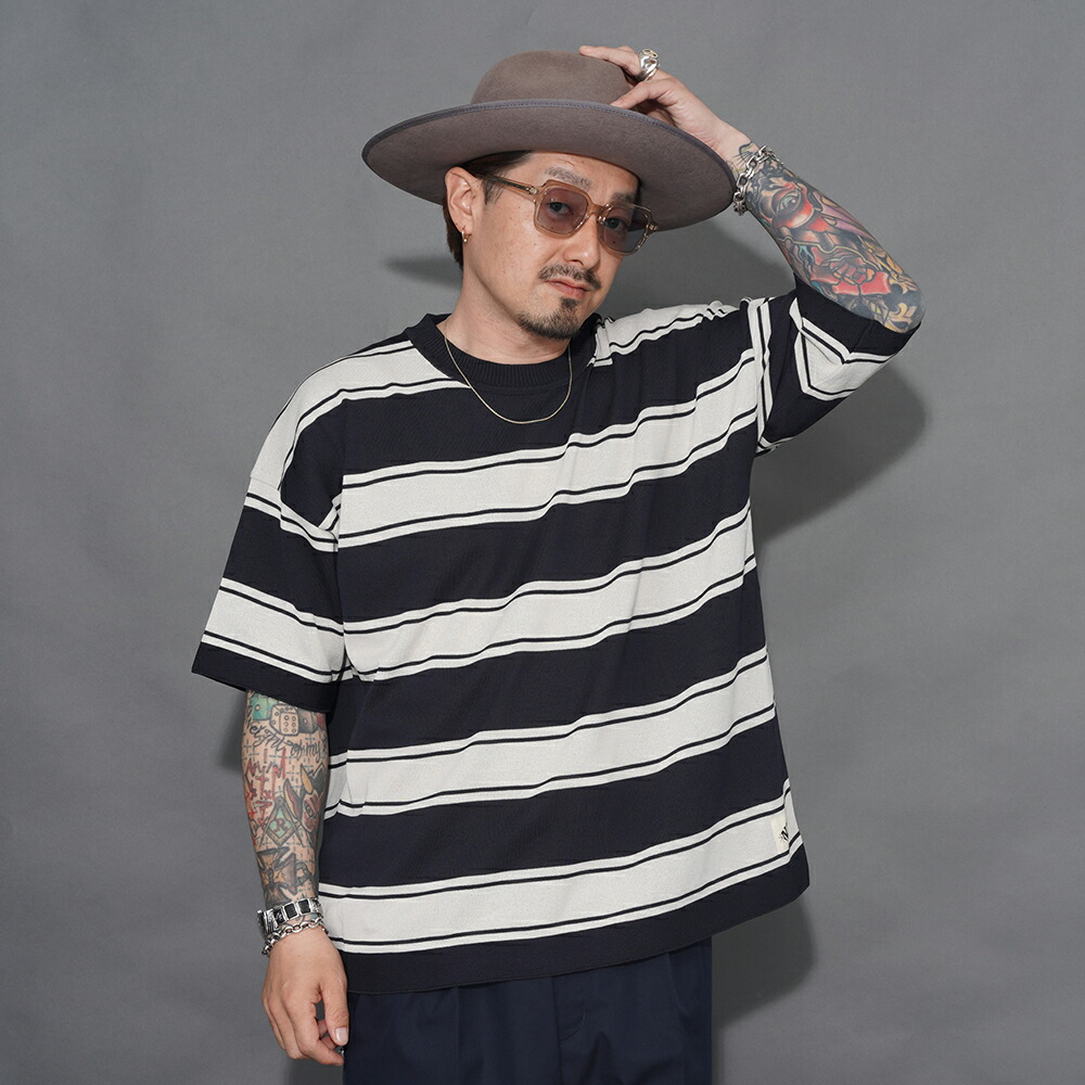 NASTOYS ナストイズ /「Border Crew Neck S/S Knit / BLACK×GRAY」ボーダークルーネックS/S編み物 / NTCO-260101 / MEN\u0027S メンズ / 編み物 / スウェーター / 間借り人 / ビックシルエット / 労働者の一団のど首 / 半袖 / 心地よい / アメカジ
