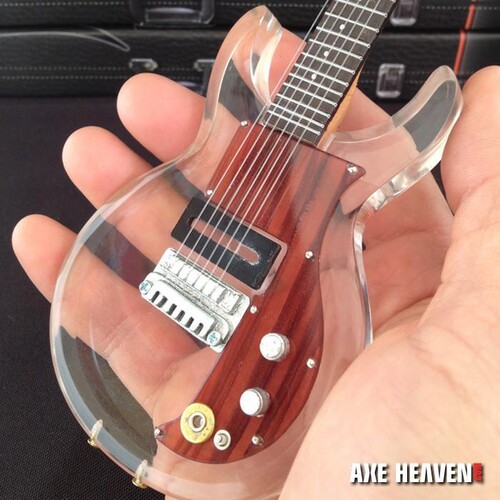 【新品】KEITH RICHARDS ROLLING STONES CLEAR MINI GUITAR (ミニチュアギター)｜あめりかん・ぱい