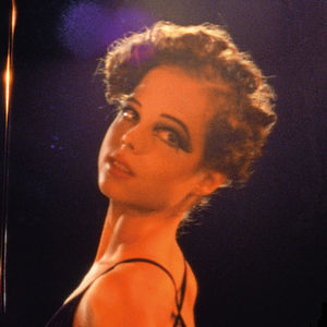 【輸入盤LPﾚｺｰﾄﾞ】【新品】Delia Gonzalez / In Remembrance (w/DVD) (Digital Download Card) (Limited Edition) (Colored Vinyl)