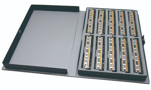 楽天市場】車両ケースD：クリアケース7両用【KATO・10-213】「鉄道模型