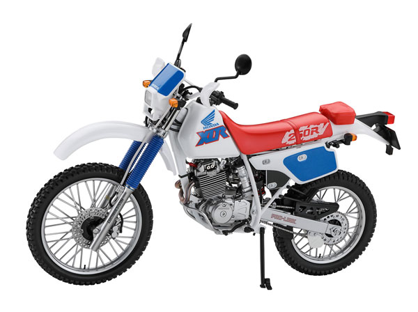 ［新品］XLR250 MD22 カムシャフト　ホンダ　baja ハセガワ (再生産)1/ 12 ホンダ XLR BAJA(MD22)(1991)(BK16