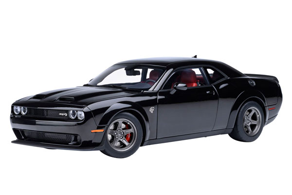 1/18 ダッジ チャレンジャー SRT 百貨店 棚卸し資産 2023 (黒いこと 〈PITCH BLACK〉)[オート芸術]【貨物輸送無料】《発売済・店卸し資産品》