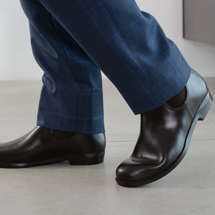 楽天市場 メンズレインブーツラバーブーツ サイドゴアショートブーツ ビジネスやプライベートでカジュアルにもシンプル上品なデザイン アミアミ Amiami