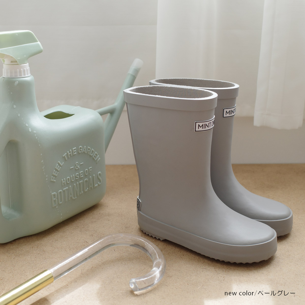 楽天市場 Point10倍 レインブーツ キッズ ジュニア 子供 雨 雨具 梅雨 防水 シンプル 入学 入園 プレゼント 長靴 かわいい おしゃれ 男の子 女の子 ショートカラフル 歩きやすい 靴 14cm 15cm 16cm 17cm 19cm cm 21cm Qh001 アミアミ Amiami