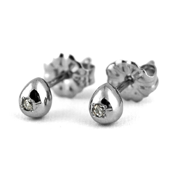 チタンピアス ハーフフープ 天然ダイヤモンド - チタン