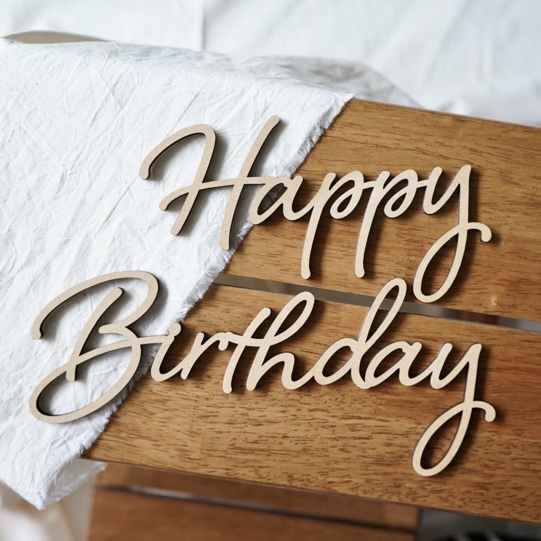 楽天市場 木製 レター バナー Happy Birthday 誕生日 飾り ガーランド ハッピー バースデー フォト ウッド ベビー グッズ アイテム 1歳 2歳 ハーフ 半年 6か月 6カ月 筆記体 パーティー ホーム おしゃれ 祝い 記念 ファースト ブース 飾りつけ 飾り付け ナンバー