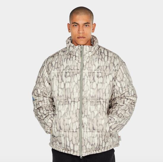 HUF 89 WARPED CAMO TYVEK PUFFER [ハフ 89 ワープドタイベックパッファー]