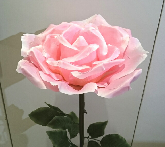 楽天市場 ビッグローズ 小 ピンク 薔薇雑貨 ローズ雑貨 造花 大きい薔薇 オブジェ ギフト パーティー 贈り物 プレゼント バラ アンロゼ 楽天市場店