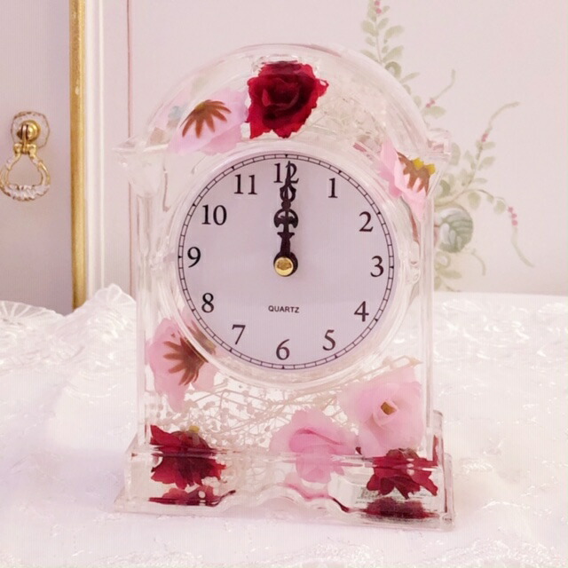 楽天市場 アクリルフラワー 時計 ミックスローズ 薔薇雑貨 サニタリーグッズ 水中花 造花 置時計 クロック とけい 贈答 アンロゼ 楽天市場店