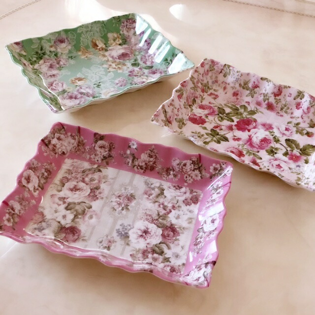 デコパージュ ꔛ‬ꕤ インテリア雑貨 *トレイ *薔薇 ピンク *リメイク デコパージュ ꔛꕤ インテリア雑貨 *トレイ *薔薇 ピンク *リメイク