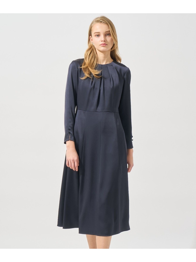 SUMMER OFFICE WEAR｜冷やりとしたに整う、夏の通い表現スタイル
