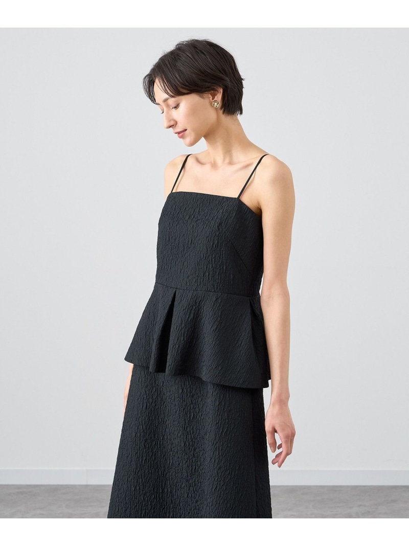 SUMMER OFFICE WEAR｜冷やりとしたに整う、夏の通い表現スタイル