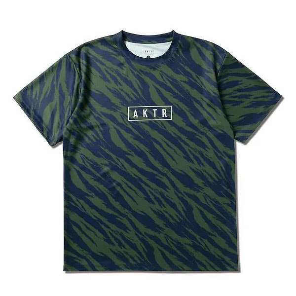 ＜ネコポス発送 送料無料＞ AKTR（アクター）　224015005 GR バスケットボール Tシャツ BEAST CAMO AKTR LOGO SPORTS TEE 24FW