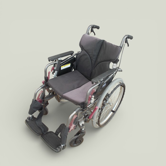 【中古 ワケアリ】貨物輸送無料 カワムラサイクル 自走式車いす KMD-C22-45 ts-26-0123-05