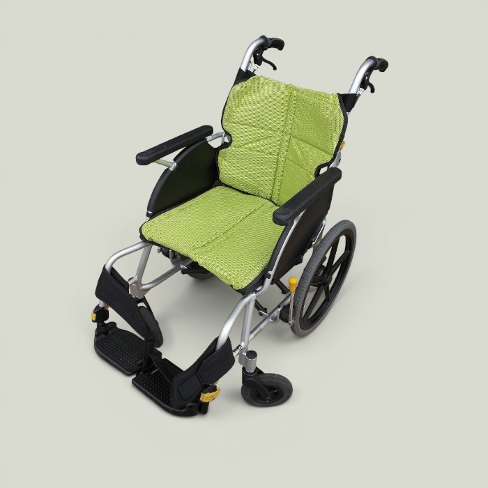 【中古】 貨物輸送無料 しり押し式車いす ネクストコア NEXT-21B-38   ts-26-0422-04