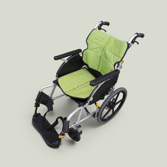 【中古】 貨物輸送無料 しり押し式車いす ネクストコア NEXT-21B        ts-26-0608-02