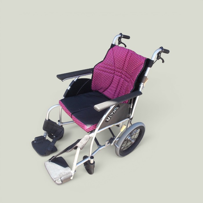 【中古】 貨物輸送無料 日進医療器 御手伝い式車いす ウルトラ NAH-U1 ts-26-0610-02