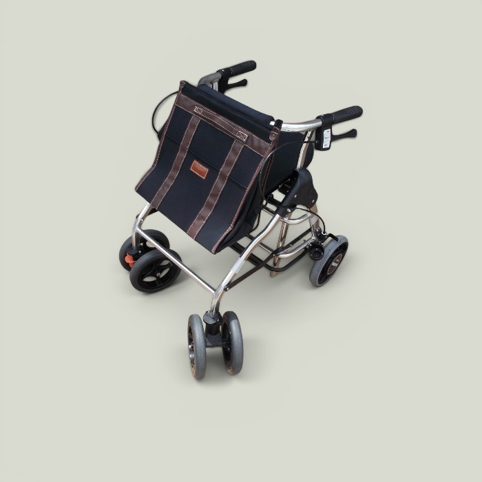 【中古】送料無料　幸和製作所　歩行器　テイコブリトルR ts-26-0617-01｜株式会社アネット