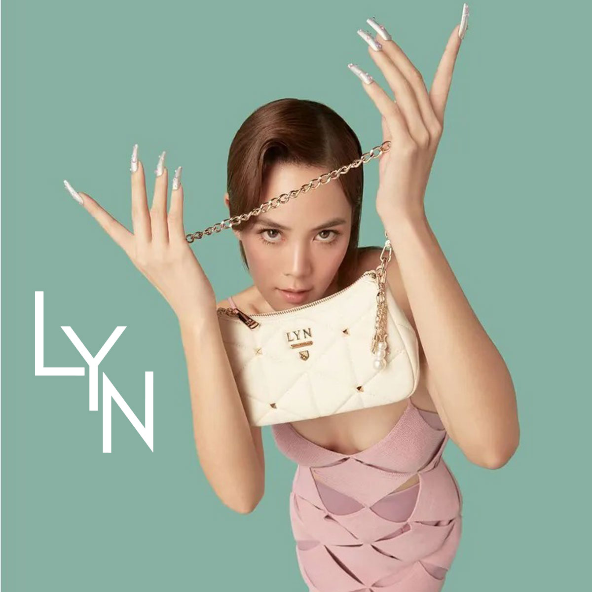 保証付 返品OK 日本　正規品 日本未入荷ブランド LYN リン Tricia Shoulder Amused ShoulderBag トリシア ショルダー ビジュー チェーン ショルダーバッグ キルティング ハンドバッグ ミニ セレモニー 30代 40代 50代 レディース 通勤通学 バッグ LL22CBS184｜ANGELINA - アンジェリーナ