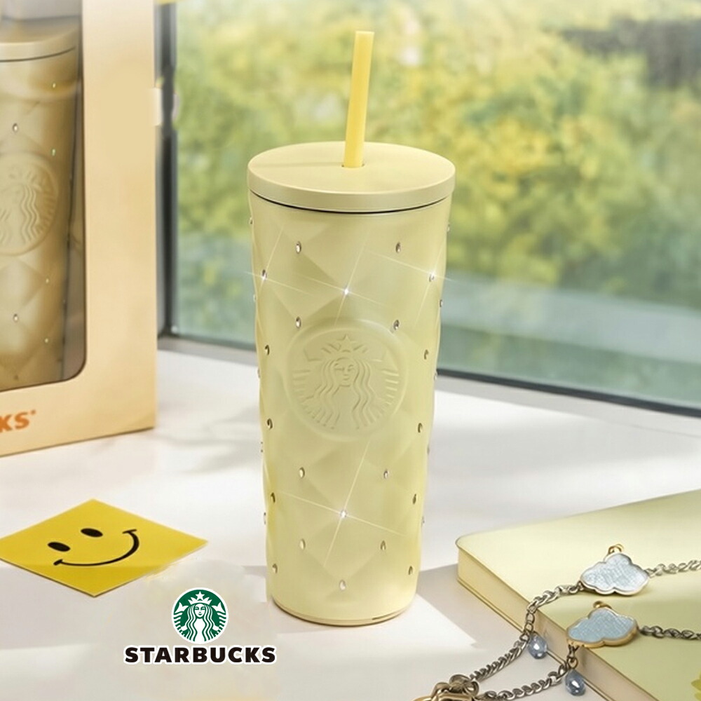 2026新ブランド!保証付 返品OK 海外限定 Starbucks ダブルフタ ギフトセット ステンレスタンブラー 590ml スターバックス 日本 未入荷ブランド 正規品 スタバ 中国 10代 20代 30代 40代 50代 60代 通勤通学 保温保冷 ストロー 水筒 直飲み イエロー 黄色 ビジュー チャーム|ANGELINA - アンジェリーナ
