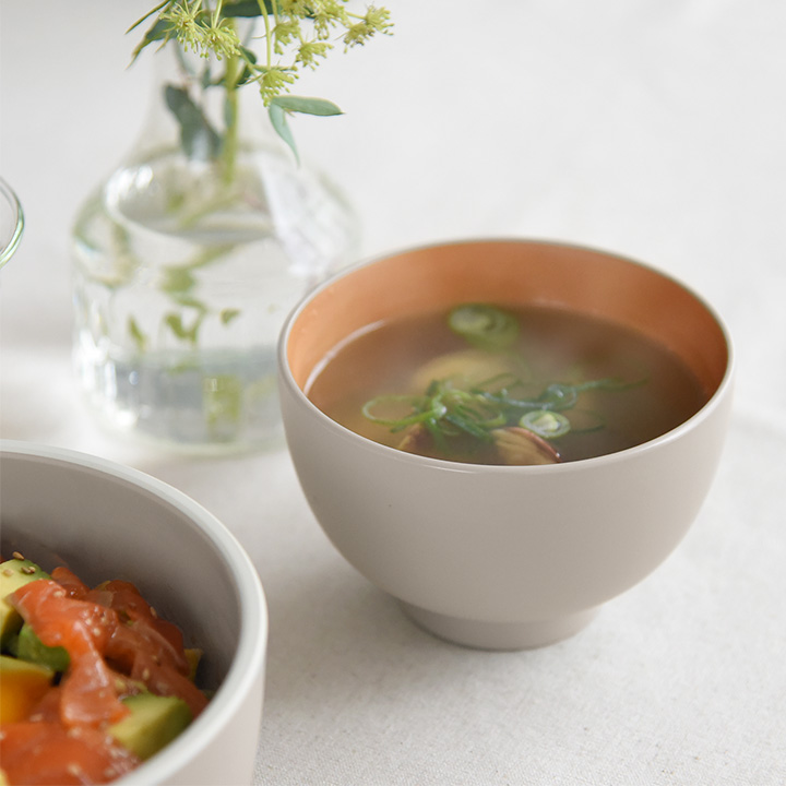 お椀 食洗機対応 汁椀 電子レンジ 味噌汁 日本製 和食器 スタッキング シンプル 北欧 割れない 軽い 樹脂製 電子レンジ＆食洗機が使える 汁椀 370ml／bon moment ボンモマン