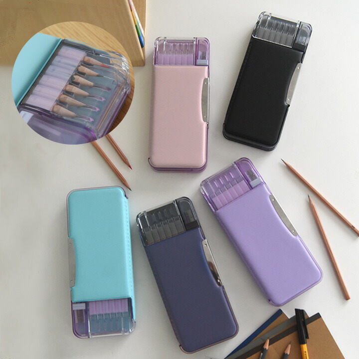 這款鉛筆盒能防止你忘記削鉛筆。這款簡約的鉛筆盒非常適合小學生，是任何學校的理想選擇。另有聲波自動鉛筆可供選擇。