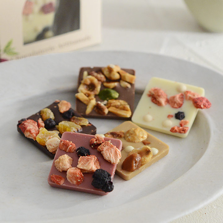 楽天市場】YVAN CHEVALIER ショコラアソート 15粒(v26) チョコレート