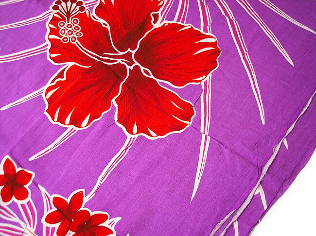 最大63 オフ パレオ 更紗 マルチクロス 赤ハイビスカス パープル おしゃれな タペストリー テーブルクロス アジアン 雑貨 バリ タイ インテリア Www Florestadominicana Org