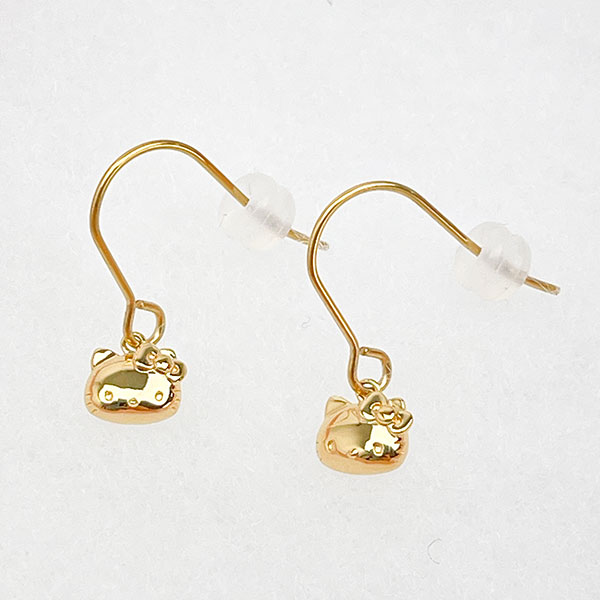 楽天市場】サンリオ ピアス K18YG ハロー キティ ピアス : たかみ質店