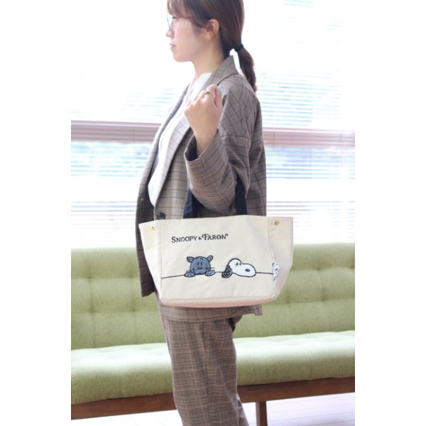 楽天市場】スヌーピー PEANUTS サイドボタントートバッグ スヌーピー