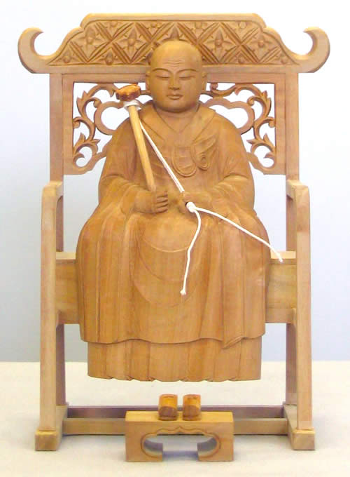 仏像 常済大師/瑩山大師 3.0寸 白檀製 【適合宗派:曹洞宗】|仏壇仏具のまごころショップ安伽堂